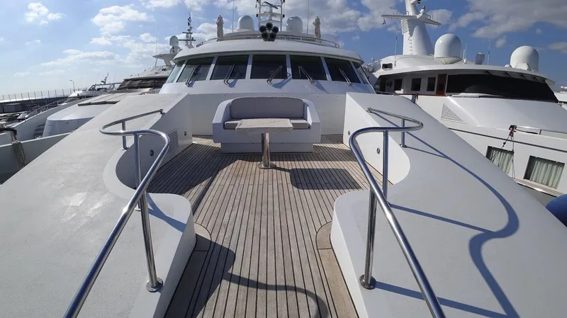 Sea Breeze Yacht Photos Pics 