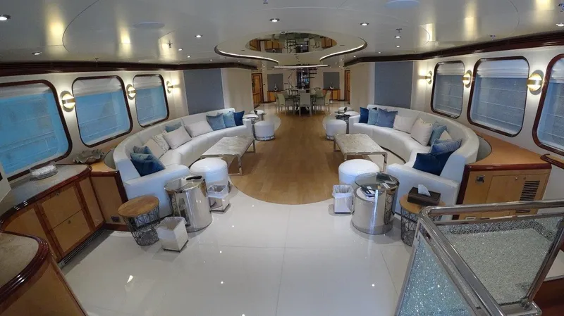 Sea Breeze Yacht Photos Pics 