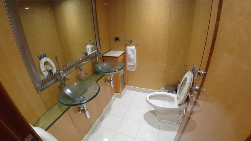 Sea Breeze Yacht Photos Pics 