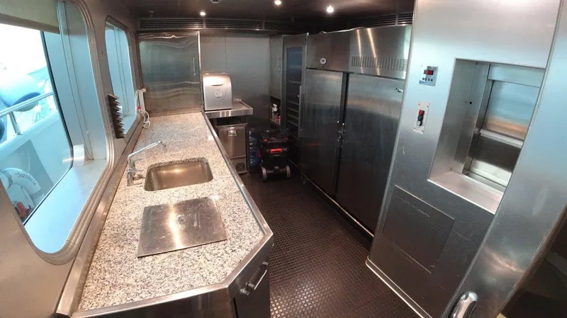 Sea Breeze Yacht Photos Pics 