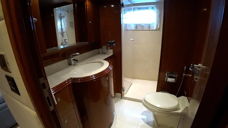 Sea Breeze Yacht Photos Pics 