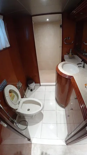 Sea Breeze Yacht Photos Pics 