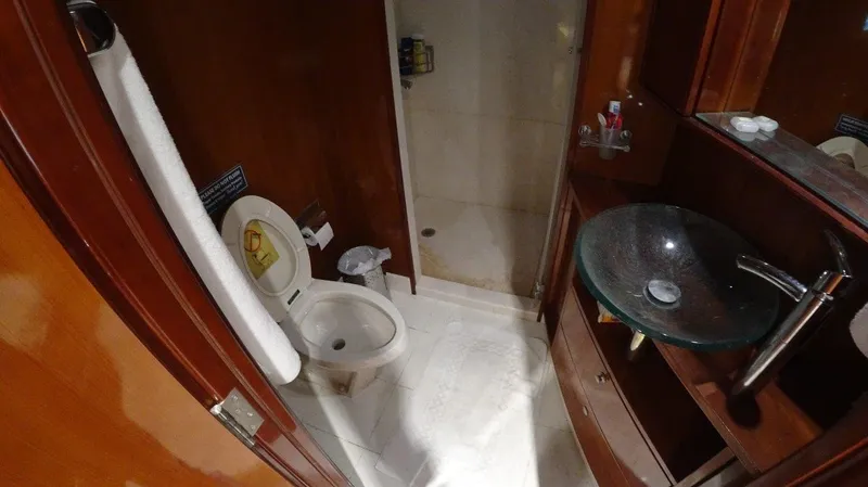 Sea Breeze Yacht Photos Pics 