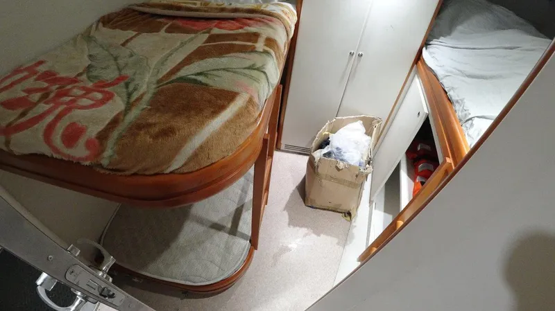 Sea Breeze Yacht Photos Pics 