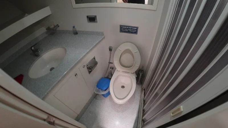 Sea Breeze Yacht Photos Pics 