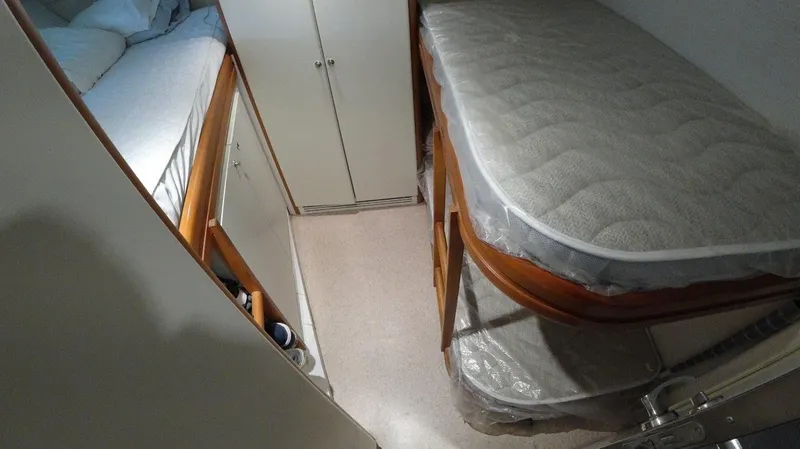 Sea Breeze Yacht Photos Pics 