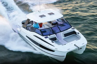 2022 Aquila 32 Sport