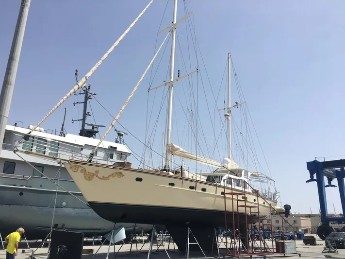 Atl 953 Yacht Photos Pics 