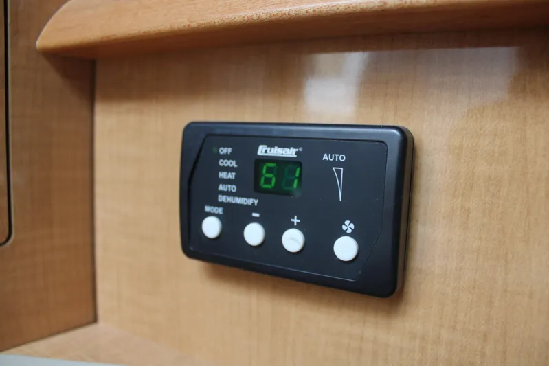  Yacht Photos Pics Digital control panel in 2011 Four Winns V335 boat, displaying temperature settings.