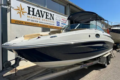 2011 Sea Ray 260 Sundeck