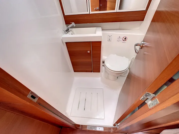  Yacht Photos Pics Dufour 41.2 2016