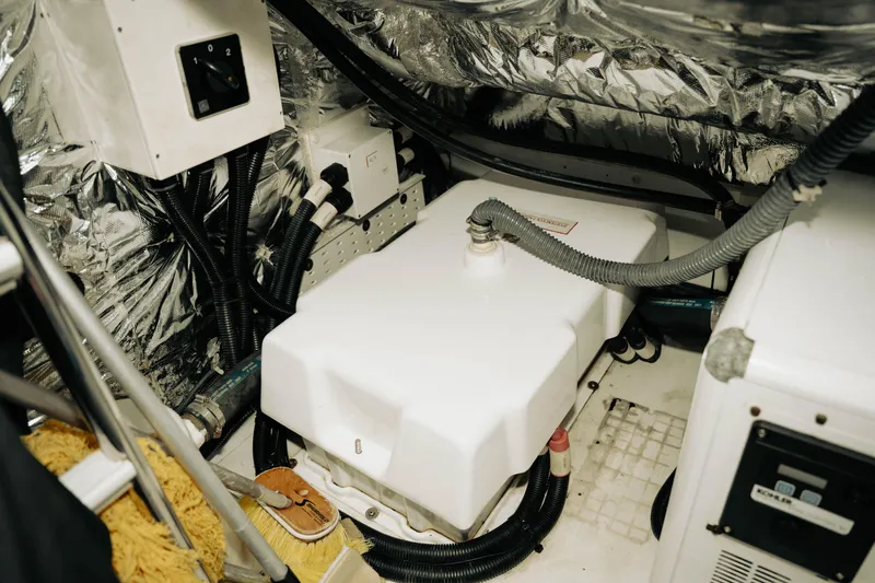 Amaray Yacht Photos Pics 