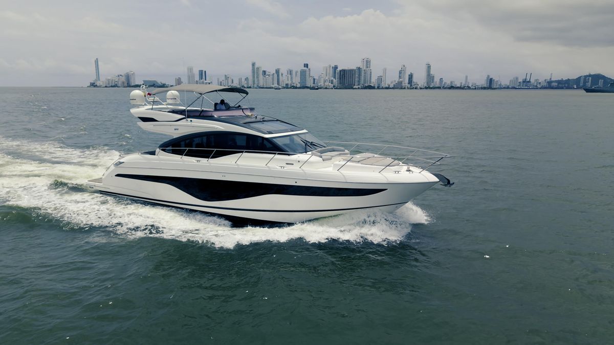 2020 Princess 62 