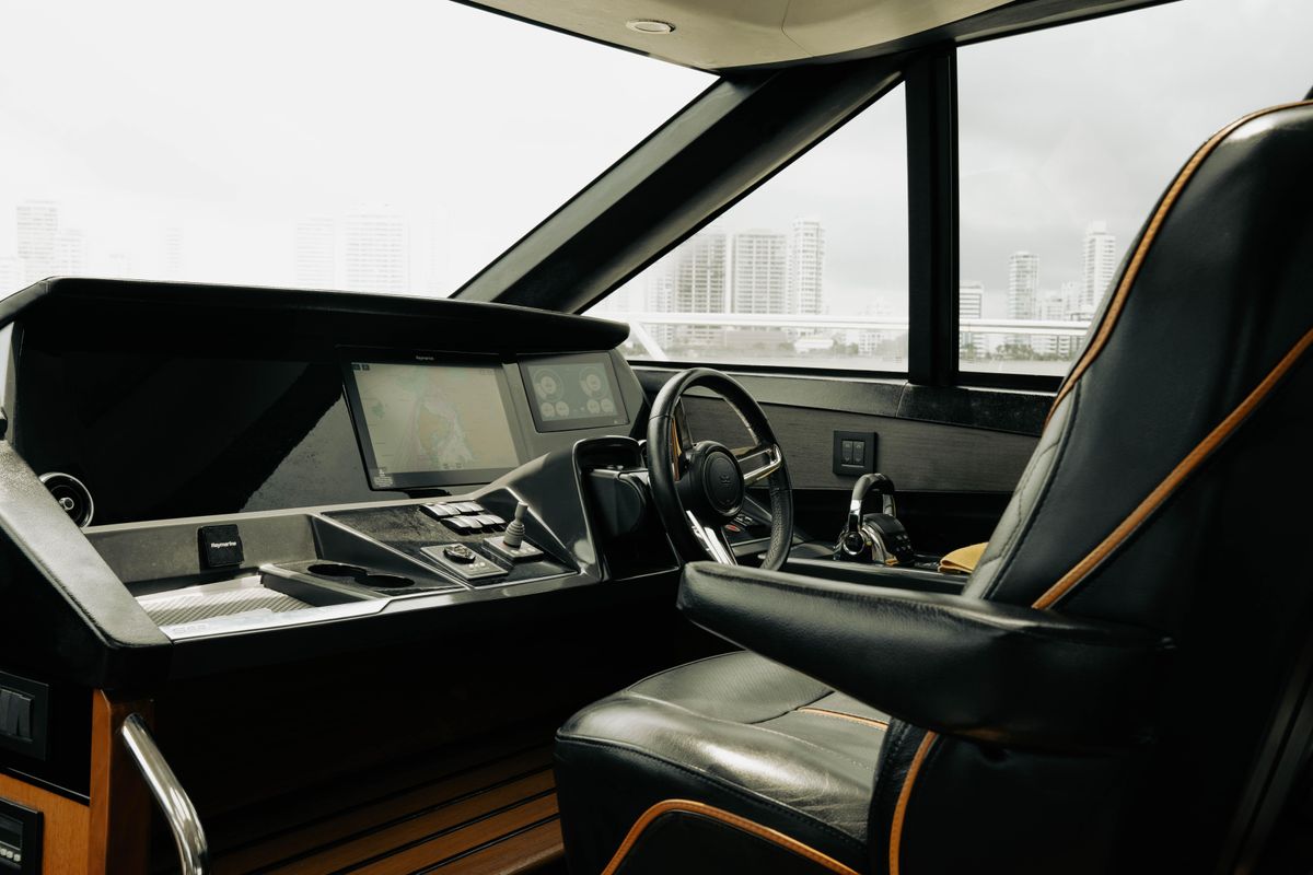 2020 Princess 62 