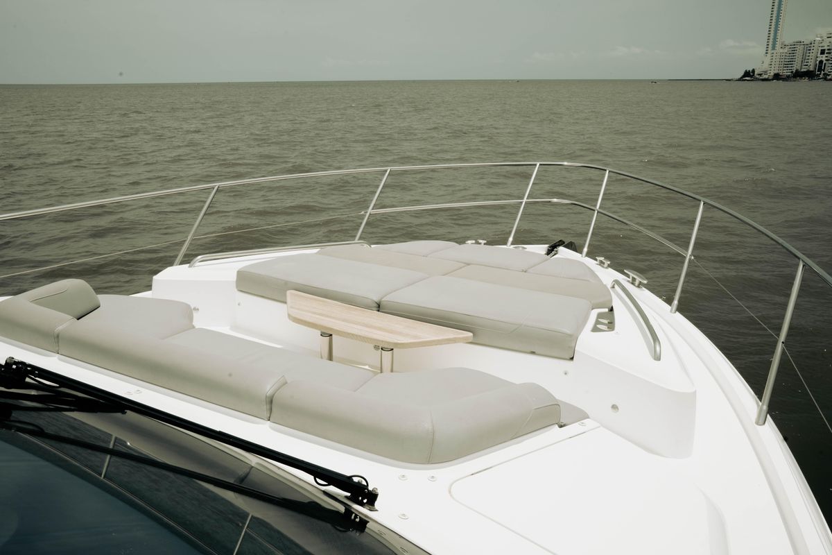 2020 Princess 62 