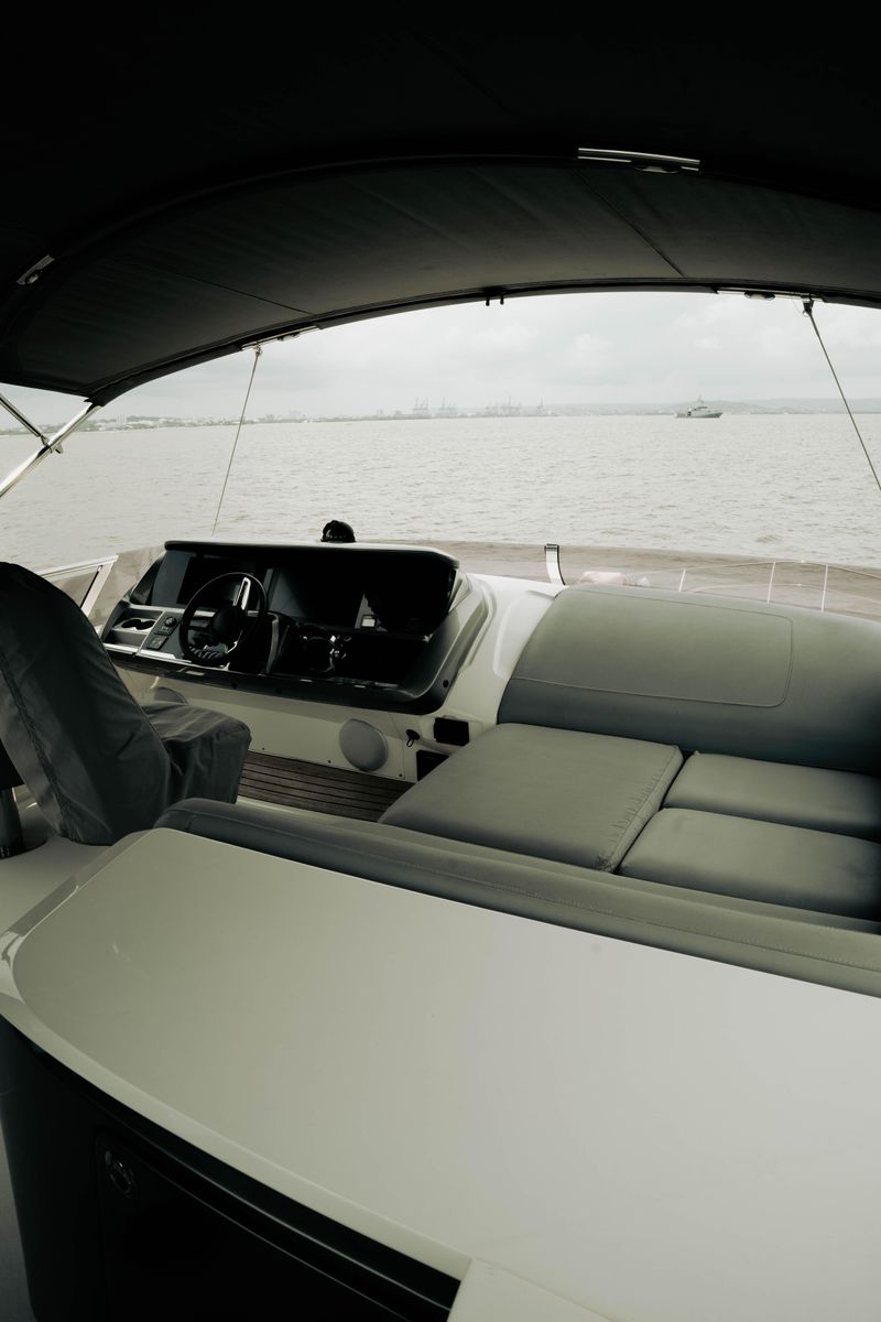 2020 Princess 62 