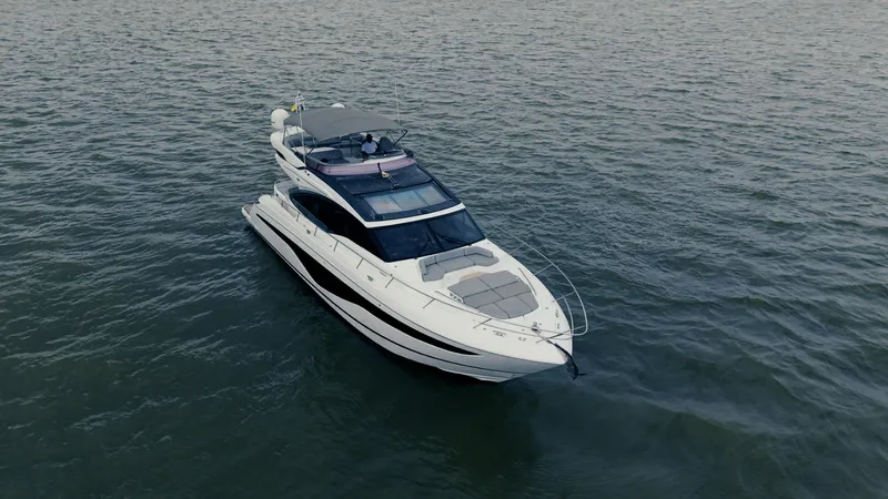 Amaray Yacht Photos Pics Luxury 2020 Princess S62 yacht cruising on open water.