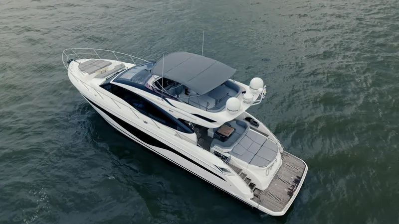 Amaray Yacht Photos Pics Luxury 2020 Princess S62 yacht cruising on open water.