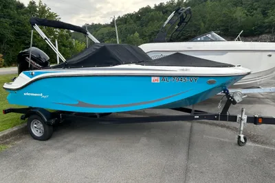 Bayliner Element M17