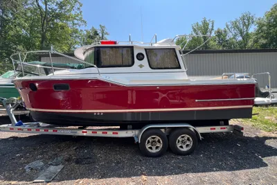 Ranger Tugs R-23