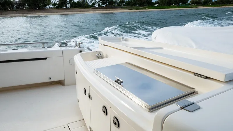 Unchained Freedom Yacht Photos Pics 2007 Maritimo M60 Cruising Motor Yacht deck with ocean view.