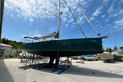 2012 RM Yachts 1260