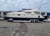 2005 Ferretti Yachts 550