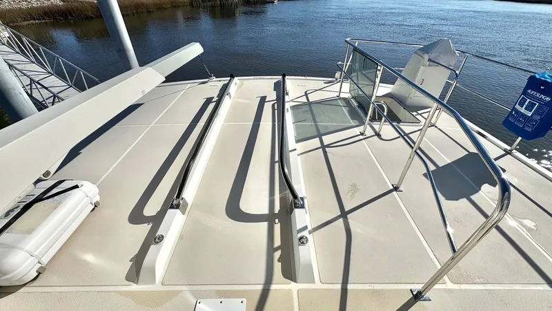 Bee Haven Yacht Photos Pics 