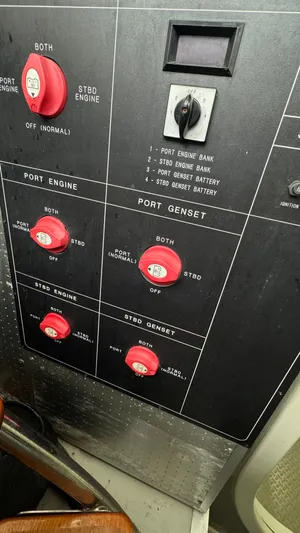 Bee Haven Yacht Photos Pics 