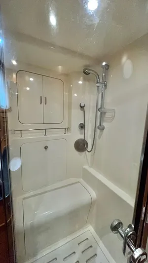 Bee Haven Yacht Photos Pics 