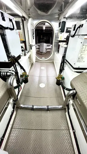 Bee Haven Yacht Photos Pics 