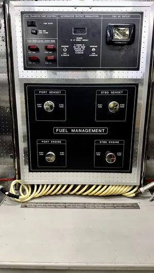 Bee Haven Yacht Photos Pics 