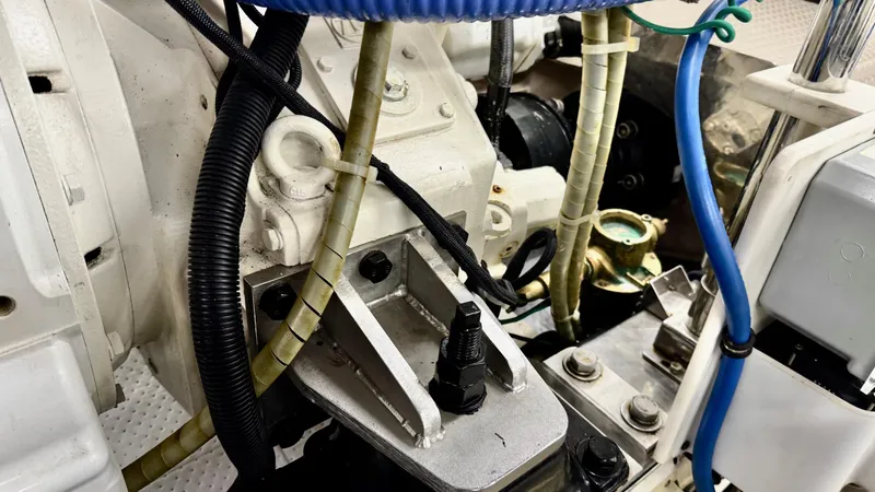 Bee Haven Yacht Photos Pics 