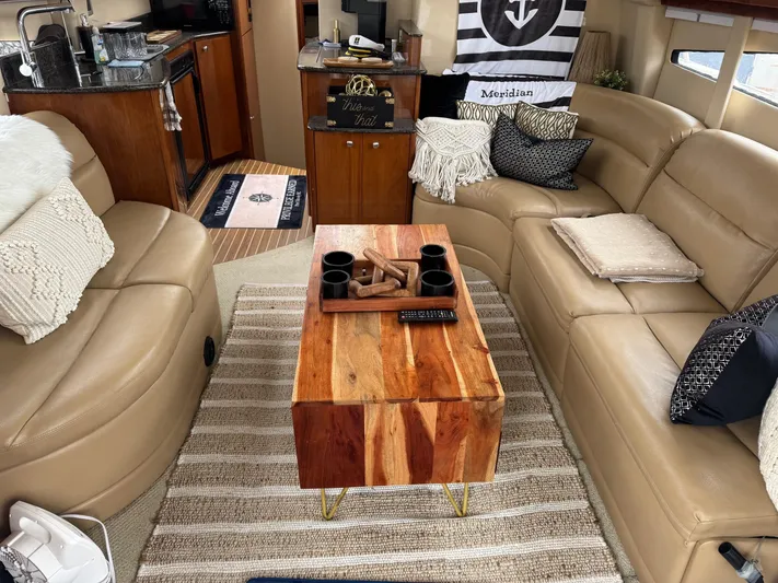 Privilege Earned Yacht Photos Pics 