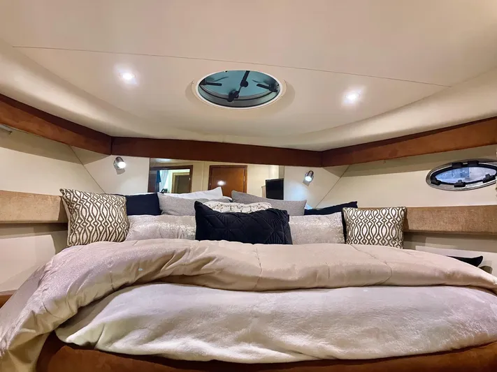 Privilege Earned Yacht Photos Pics 