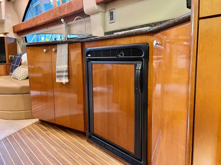 Privilege Earned Yacht Photos Pics 