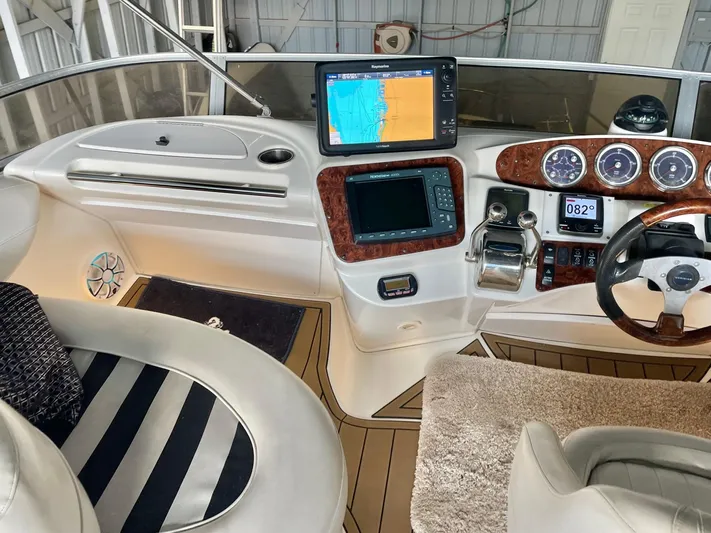 Privilege Earned Yacht Photos Pics 