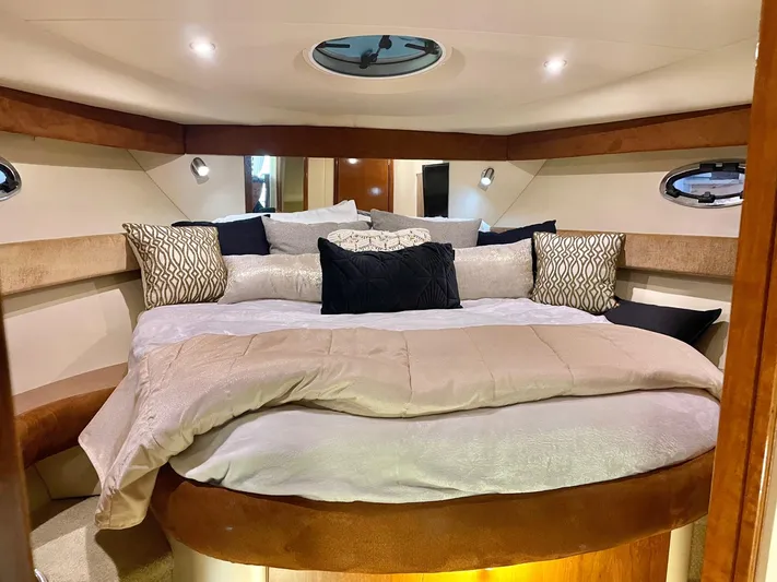 Privilege Earned Yacht Photos Pics 