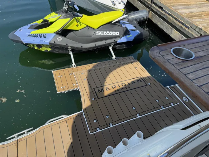 Privilege Earned Yacht Photos Pics 