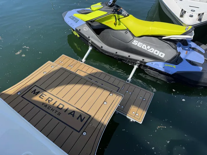 Privilege Earned Yacht Photos Pics 