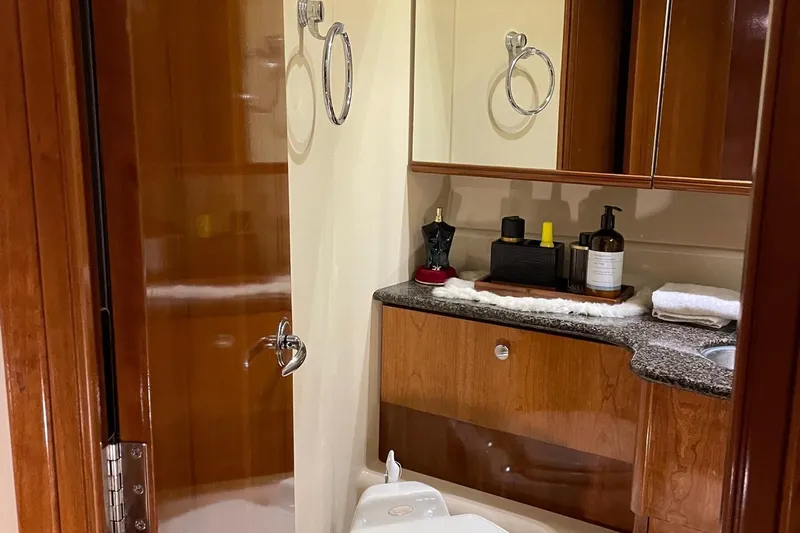 Privilege Earned Yacht Photos Pics 