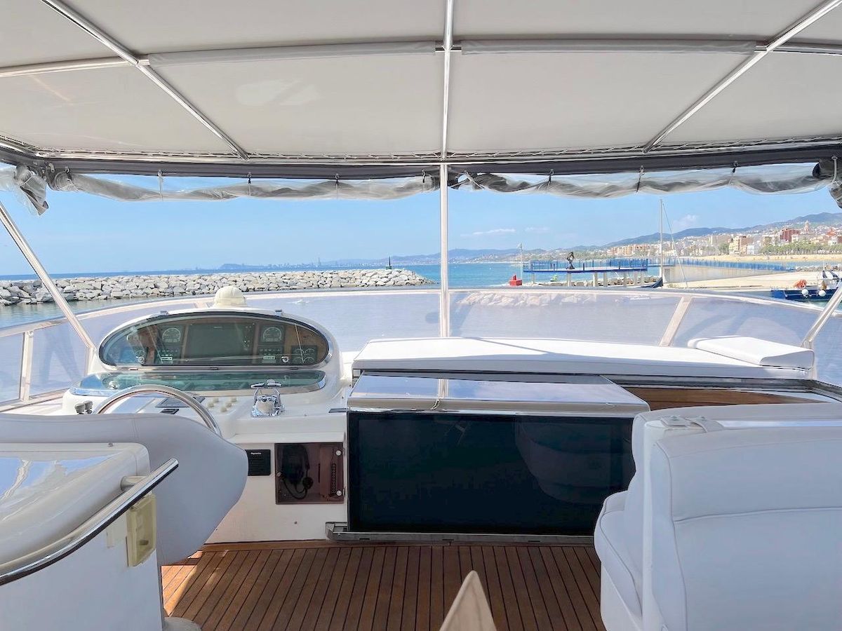 2001 Elegance 83 