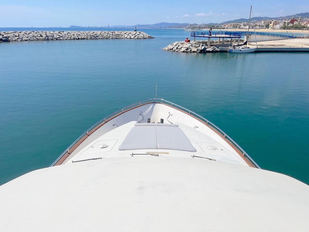 2001 Elegance 83 