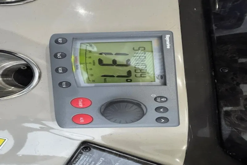 Tireless Yacht Photos Pics 