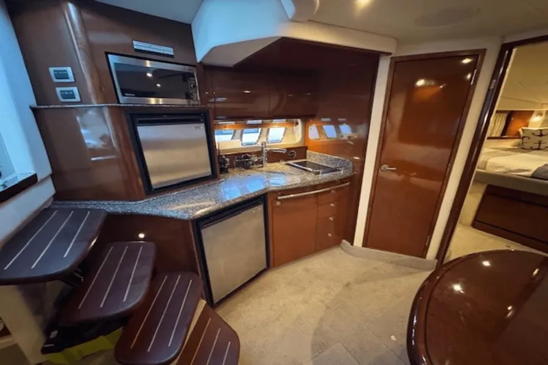 Tireless Yacht Photos Pics 