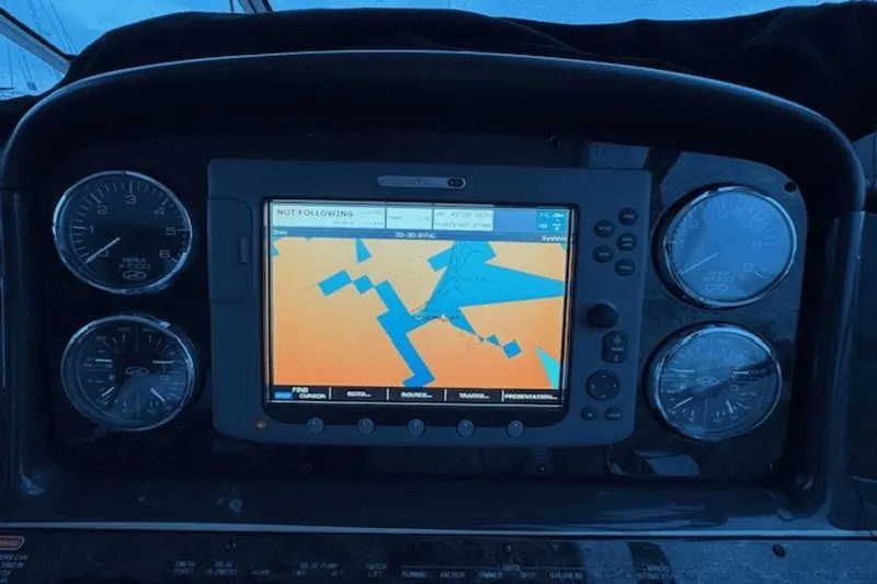 Tireless Yacht Photos Pics 