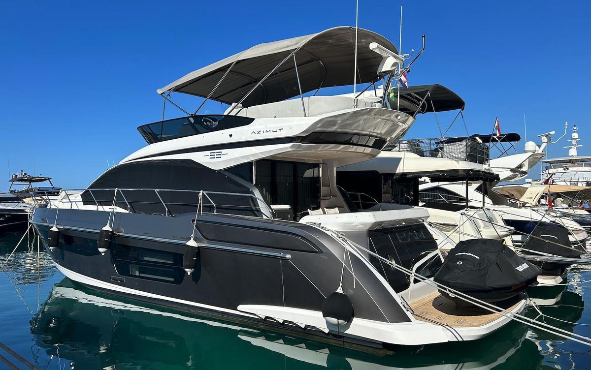 2023 Azimut 55 