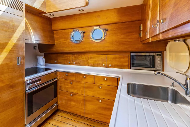  Yacht Photos Pics DSC07079 copia.jpg