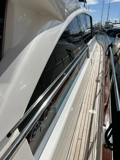  Yacht Photos Pics Side Deack Parodia 2022-09-30 at 3.06.41 PM.jpeg