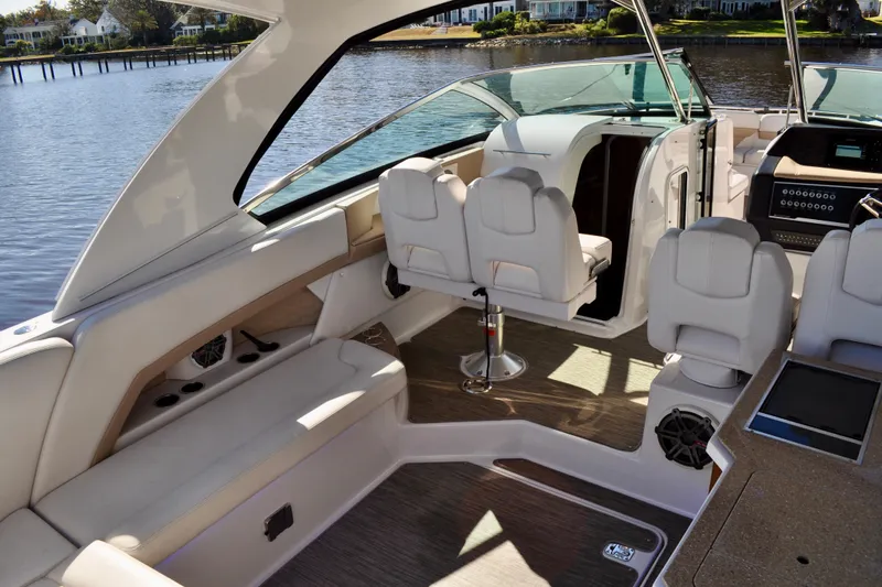  Yacht Photos Pics 2019 Four Winns H350 OB boat interior with luxurious seating and modern design.